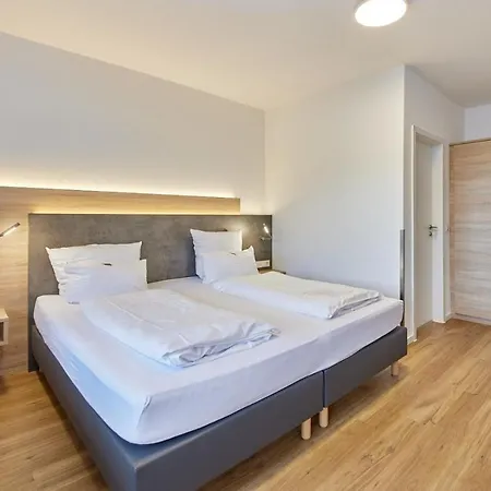 Hotel Moselhotel Weinhaus Simon 'sauna'restaurant'eladesaeule 3*