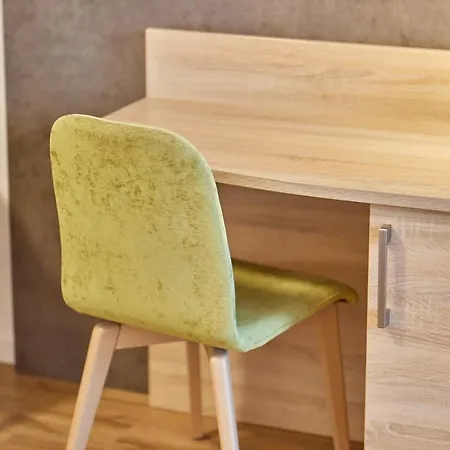 Отель Moselhotel Weinhaus Simon 'sauna'restaurant'eladesaeule Винтрих