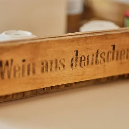 호텔 Moselhotel Weinhaus Simon 'sauna'restaurant'eladesaeule 3*
