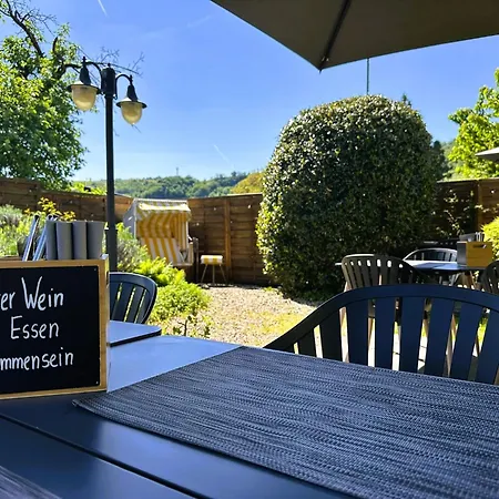 Hotel Moselhotel Weinhaus Simon 'sauna'restaurant'eladesaeule 3*
