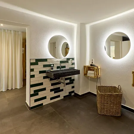 Moselhotel Weinhaus Simon 'sauna'restaurant'eladesaeule Винтрих