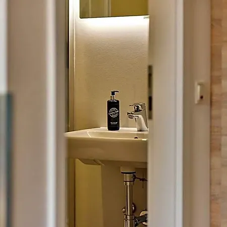 Moselhotel Weinhaus Simon 'Sauna'Restaurant'Eladesaeule 3* Wintrich