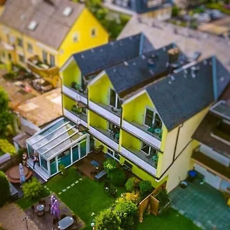 Moselhotel Weinhaus Simon 'Sauna'Restaurant'Eladesaeule Hotel 3*