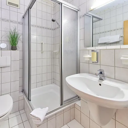 Moselhotel Weinhaus Simon 'Sauna'Restaurant'Eladesaeule Hotel 3*