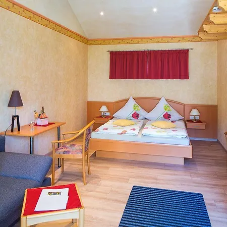 Moselhotel Weinhaus Simon 'sauna'restaurant'eladesaeule Otel