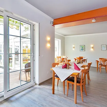 Moselhotel Weinhaus Simon 'sauna'restaurant'eladesaeule 3* Wintrich