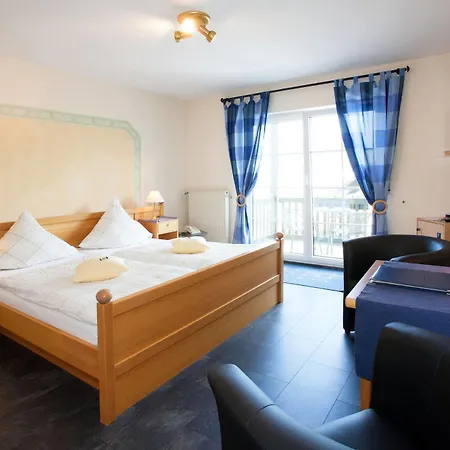 Moselhotel Weinhaus Simon 'sauna'restaurant'eladesaeule 3* Wintrich