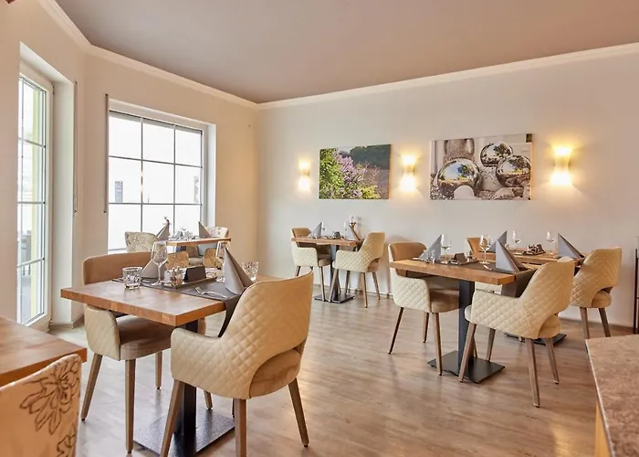 Moselhotel Weinhaus Simon 'sauna'restaurant'eladesaeule