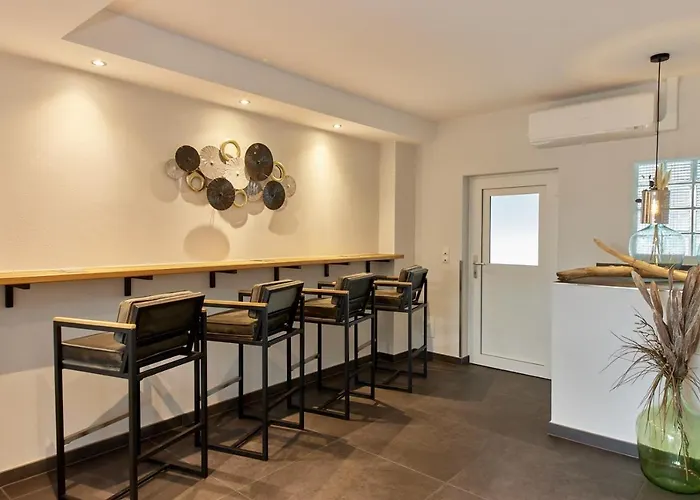 Hotel Moselhotel Weinhaus Simon 'sauna'restaurant'eladesaeule 3*