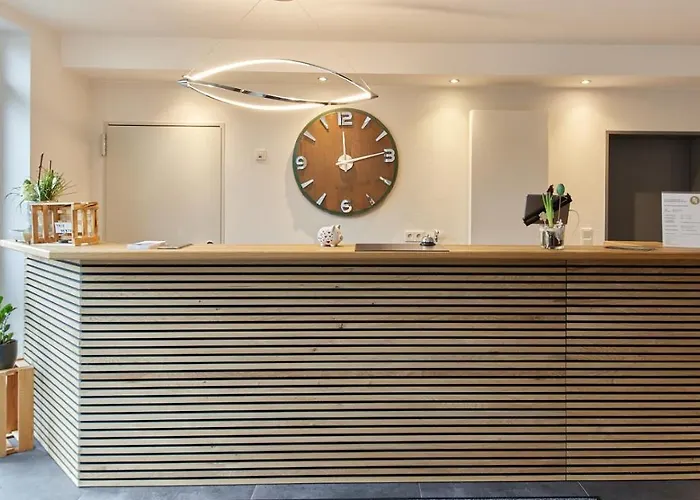 Moselhotel Weinhaus Simon Hotel Wintrich