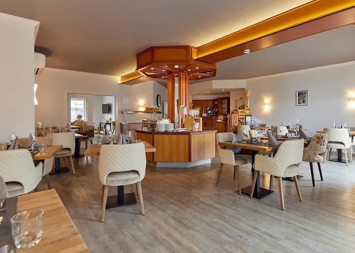 Moselhotel Weinhaus Simon 'sauna'restaurant'eladesaeule Wintrich