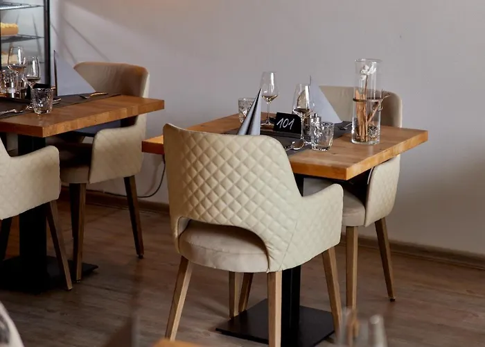 Moselhotel Weinhaus Simon 'sauna'restaurant'eladesaeule Hotel 3*