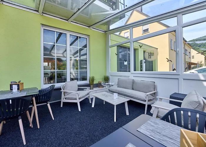 Moselhotel Weinhaus Simon 'sauna'restaurant'eladesaeule Hotel Wintrich