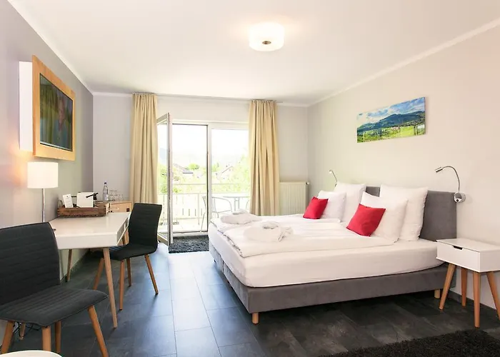 Moselhotel Weinhaus Simon 'sauna'restaurant'eladesaeule Wintrich