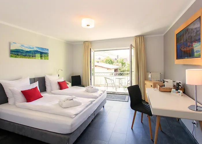 Moselhotel Weinhaus Simon 3* Wintrich